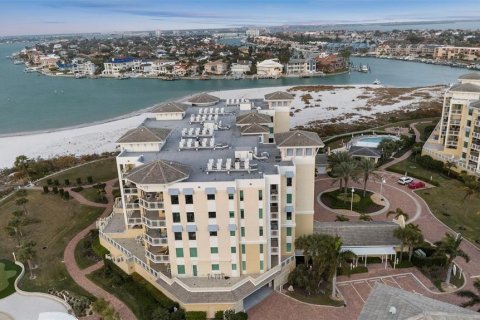 Condo in Saint Petersburg, Florida, 3 bedrooms  № 2124102 - photo 12