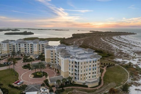 Condo à Saint Petersburg, Floride, 3 chambres  № 2124102