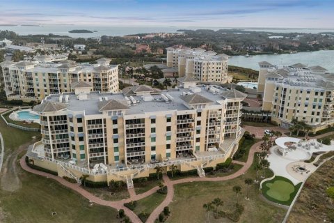 Condo in Saint Petersburg, Florida, 3 bedrooms  № 2124102 - photo 9