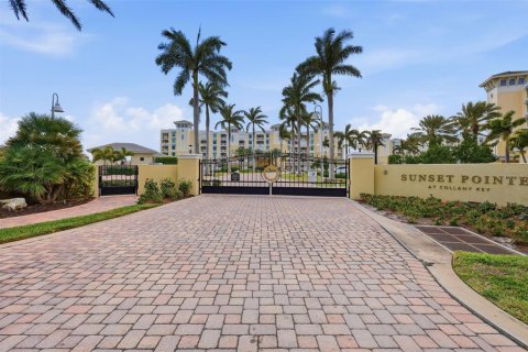 Condo in Saint Petersburg, Florida, 3 bedrooms  № 2124102 - photo 3