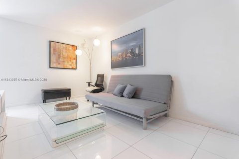 Copropriété à louer à Miami Beach, Floride: 61.32 m2 № 1836113 - photo 11