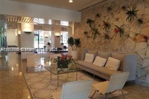 Copropriété à vendre à Miami, Floride: 1 chambre, 76.92 m2 № 1891712 - photo 21