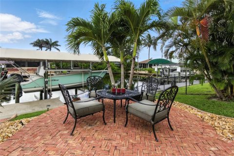 Casa en venta en Port Charlotte, Florida, 3 dormitorios, 182.27 m2 № 1816634 - foto 10