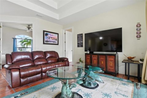 Casa en venta en Port Charlotte, Florida, 3 dormitorios, 182.27 m2 № 1816634 - foto 17