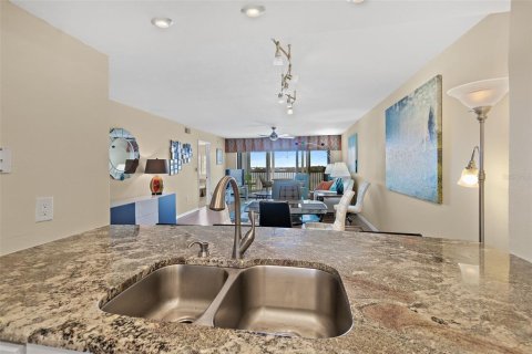 Condominio en venta en Cocoa Beach, Florida, 2 dormitorios, 136.19 m2 № 1549492 - foto 11