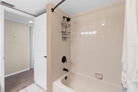 Condominio en venta en Cocoa Beach, Florida, 2 dormitorios, 136.19 m2 № 1549492 - foto 18