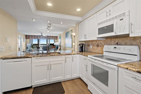 Condominio en venta en Cocoa Beach, Florida, 2 dormitorios, 136.19 m2 № 1549492 - foto 10