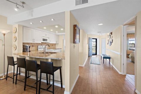 Condominio en venta en Cocoa Beach, Florida, 2 dormitorios, 136.19 m2 № 1549492 - foto 8