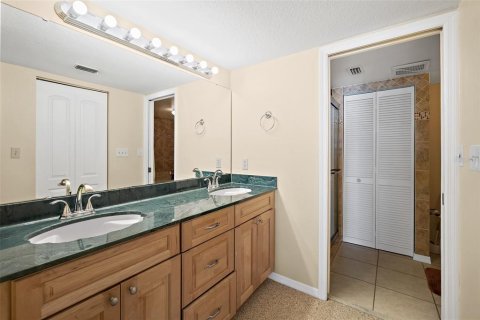 Condominio en venta en Cocoa Beach, Florida, 2 dormitorios, 136.19 m2 № 1549492 - foto 16