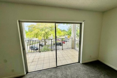 Copropriété à louer à Lauderhill, Floride: 2 chambres, 111.48 m2 № 2147234 - photo 8