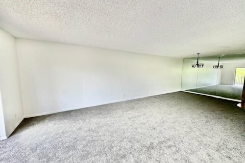 Copropriété à louer à Lauderhill, Floride: 2 chambres, 111.48 m2 № 2147234 - photo 10