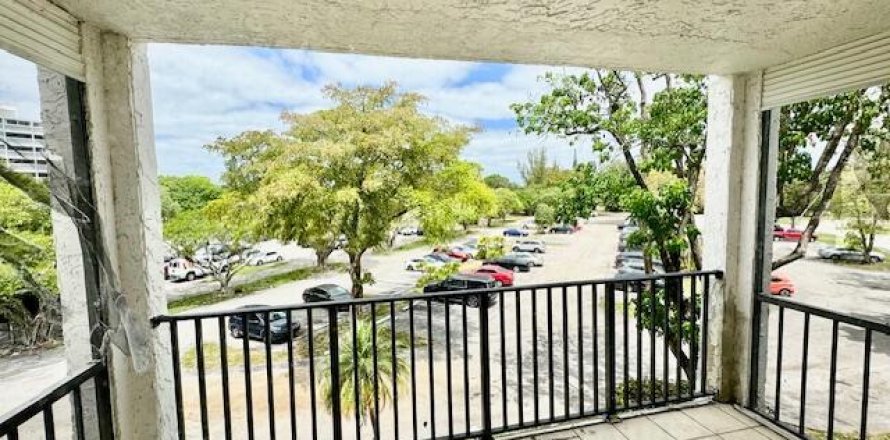 Condo à Lauderhill, Floride, 2 chambres  № 2147234