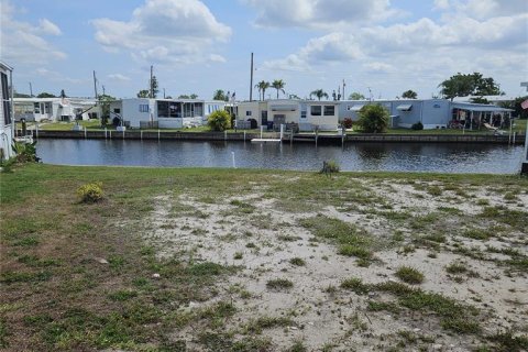 Terreno en venta en North Port, Florida № 1737341 - foto 5