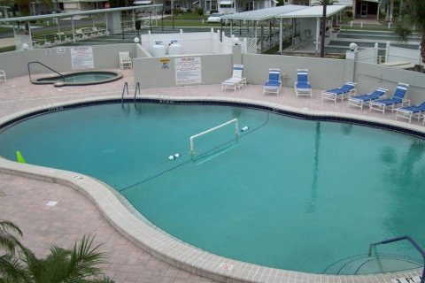 Terreno en venta en North Port, Florida № 1737341 - foto 10
