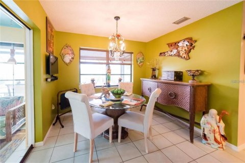 House in Rotonda, Florida 3 bedrooms, 154.4 sq.m. № 2103179 - photo 7