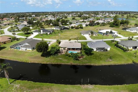 House in Rotonda, Florida 3 bedrooms, 154.4 sq.m. № 2103179 - photo 17