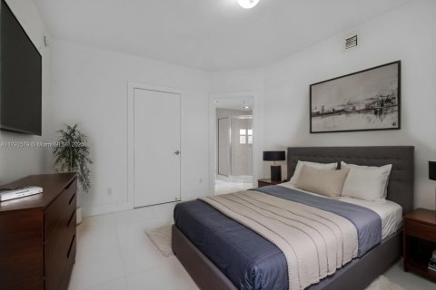 Copropriété à vendre à North Miami, Floride: 2 chambres, 148.92 m2 № 1749829 - photo 8