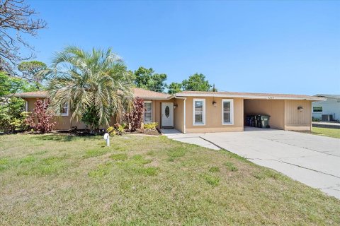 House in Sarasota, Florida 4 bedrooms, 147.34 sq.m. № 2206162