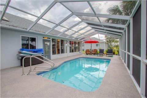 House in Ocala, Florida 3 bedrooms, 201.23 sq.m. № 1918173 - photo 25