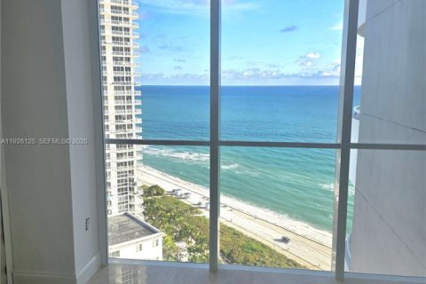 Copropriété à louer à Miami Beach, Floride: 2 chambres, 134.71 m2 № 1986452 - photo 18