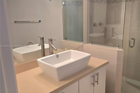 Copropriété à louer à Miami Beach, Floride: 2 chambres, 134.71 m2 № 1986452 - photo 26