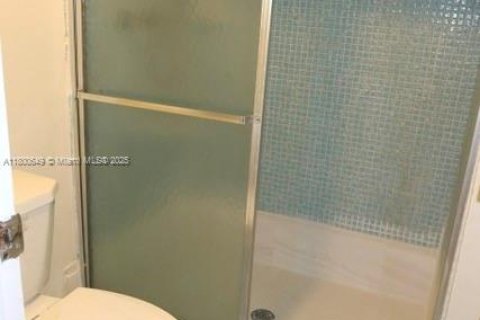 Condo in Lauderhill, Florida, 2 bedrooms  № 1867188 - photo 18