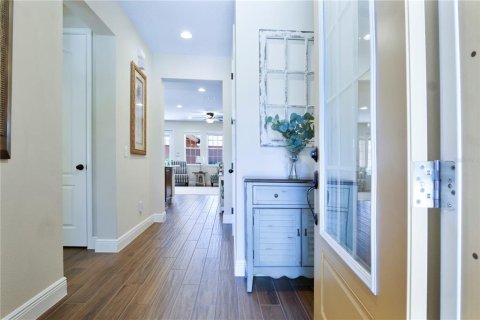 Townhouse in Winter Garden, Florida 4 bedrooms, 172.15 sq.m. № 1616521 - photo 10