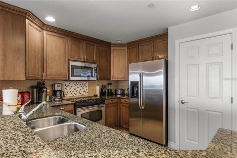 Condominio en venta en Four Corners, Florida, 3 dormitorios, 163.04 m2 № 2143596 - foto 6