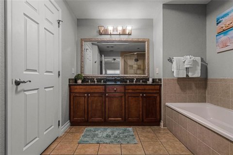 Condominio en venta en Four Corners, Florida, 3 dormitorios, 163.04 m2 № 2143596 - foto 15