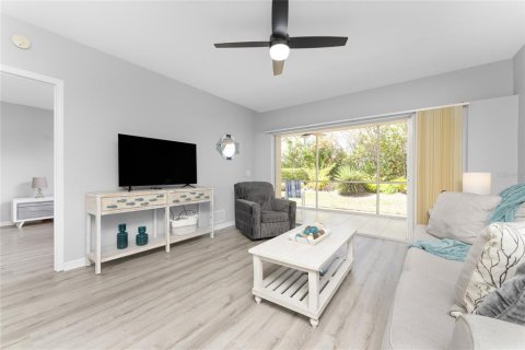 Condo in Rotonda, Florida, 2 bedrooms  № 1163403 - photo 6