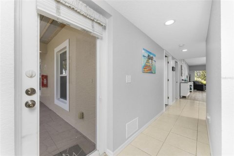 Condo in Rotonda, Florida, 2 bedrooms  № 1163403 - photo 3