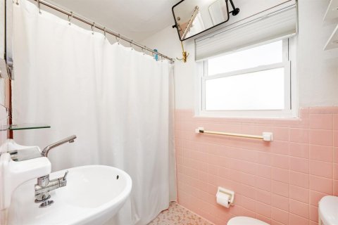Casa en venta en Orlando, Florida, 3 dormitorios, 112.6 m2 № 1913503 - foto 11