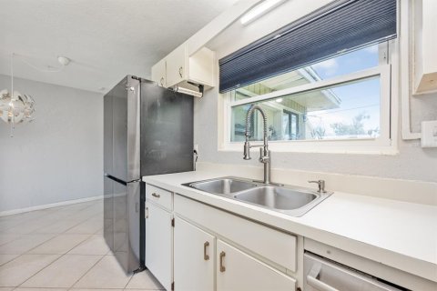 Casa en venta en Orlando, Florida, 3 dormitorios, 112.6 m2 № 1913503 - foto 4