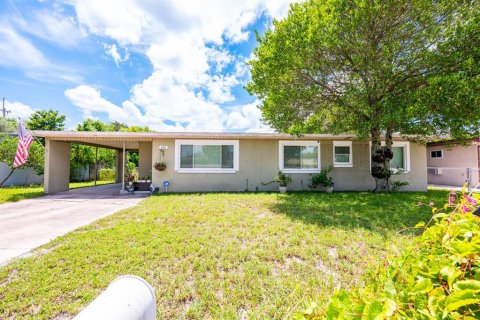 Casa en venta en Orlando, Florida, 3 dormitorios, 112.6 m2 № 1913503 - foto 1