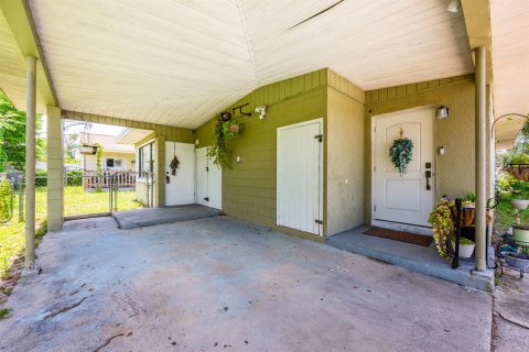 Casa en venta en Orlando, Florida, 3 dormitorios, 112.6 m2 № 1913503 - foto 9