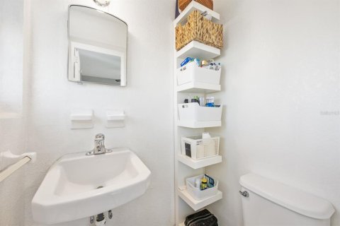 Casa en venta en Orlando, Florida, 3 dormitorios, 112.6 m2 № 1913503 - foto 7