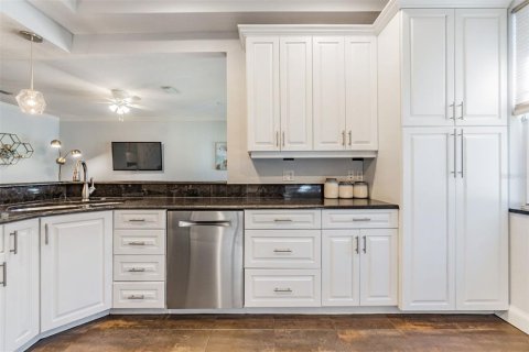 Adosado en alquiler en Largo, Florida, 3 dormitorios, 198.9 m2 № 1520567 - foto 11