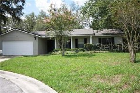 House in Longwood, Florida 3 bedrooms, 149.85 sq.m. № 2394075