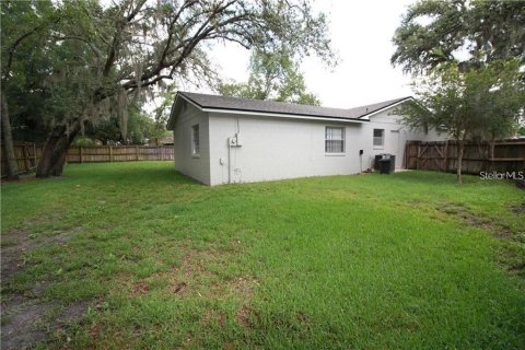House in Longwood, Florida 3 bedrooms, 149.85 sq.m. № 2394075 - photo 13