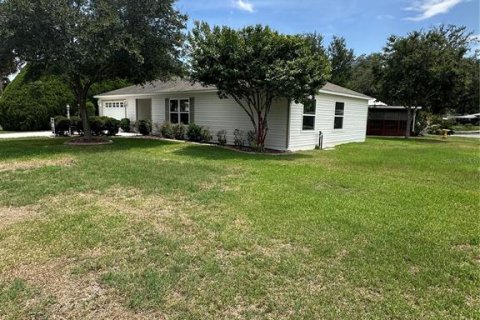 House in Lady Lake, Florida 2 bedrooms, 104.42 sq.m. № 2107699 - photo 26