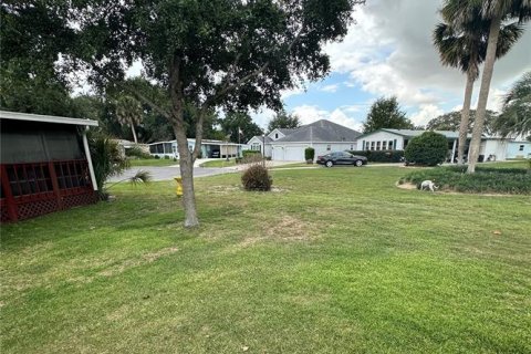 House in Lady Lake, Florida 2 bedrooms, 104.42 sq.m. № 2107699 - photo 25