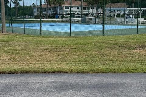 Condo in St. Lucie, Florida, 2 bedrooms № 2192115 - photo 2
