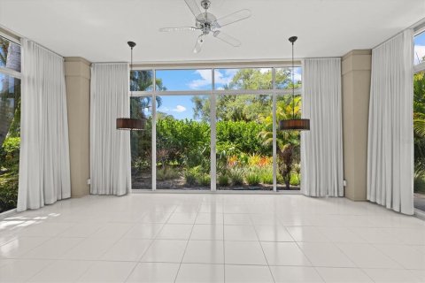 House in Sarasota, Florida 3 bedrooms, 177.54 sq.m. № 2152184 - photo 28