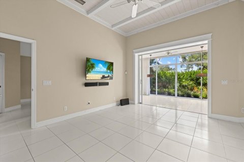 House in Sarasota, Florida 3 bedrooms, 177.54 sq.m. № 2152184 - photo 7