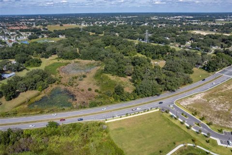 Commercial property in The Villages, Florida № 915134 - photo 10