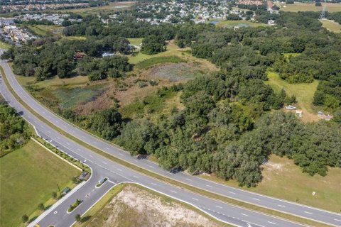 Commercial property in The Villages, Florida № 915134 - photo 13
