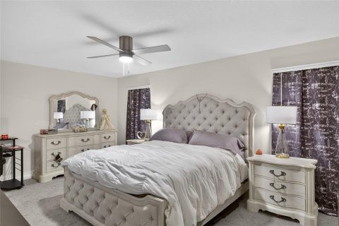Villa ou maison à louer à Newberry, Floride: 5 chambres, 217.58 m2 № 2406406 - photo 18