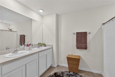Villa ou maison à louer à Newberry, Floride: 5 chambres, 217.58 m2 № 2406406 - photo 20