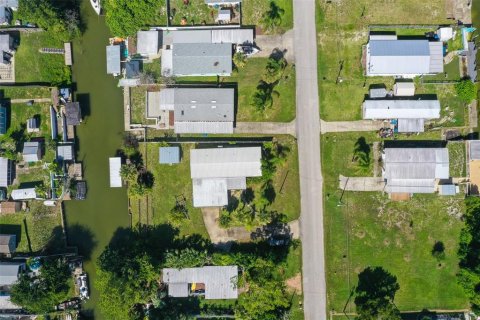 House in Edgewater, Florida 3 bedrooms, 119.66 sq.m. № 2236774 - photo 6