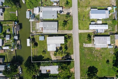 House in Edgewater, Florida 3 bedrooms, 119.66 sq.m. № 2236774 - photo 7